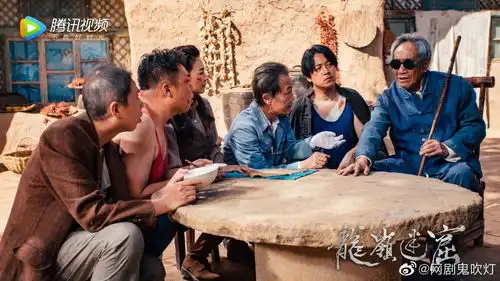 斥资上亿阵容强大的龙岭迷窟最终被费振翔毁掉,成史上第一烂片
