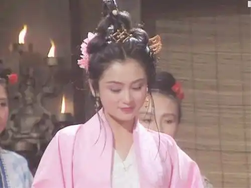 三国时期十大美女排行,红颜祸水过半,其中之一尽现最毒妇人心
