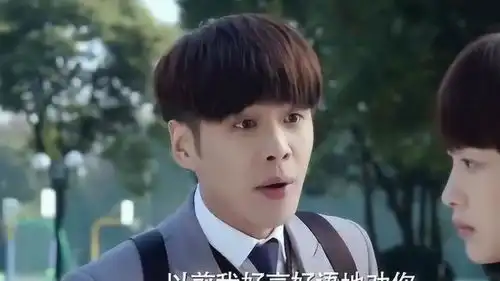 十五年等待候鸟黎璃为了小君给裴尚轩道歉她心中友谊还是第一的
