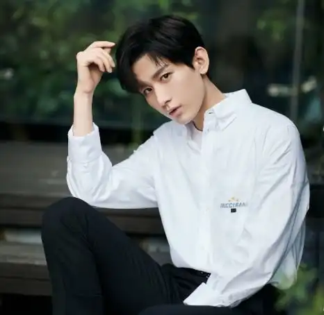 成毅张予曦新剧再联手南风知我意开拍在即,首次尝试现代剧
