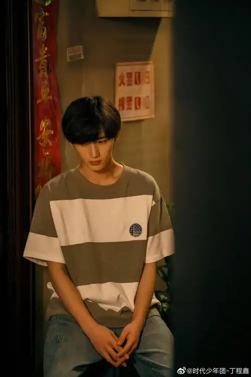 西八我怎么才看到子秋哥哥的剧照
