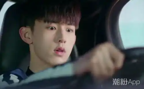 拜个早年是什么梗拜个早年出自哪里祝你鸡年大吉吧表情包育儿综合
