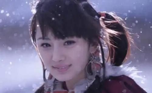 杨幂21岁时有多撩扮演舞姬美若天仙,网友牺牲还挺大的