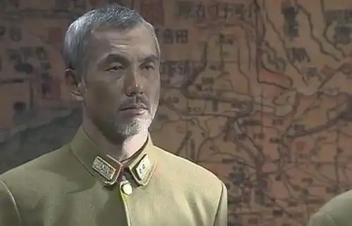 亮剑同样是筱冢义男,老版真实,新版一看就是演出来的
