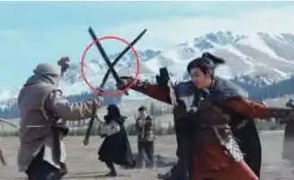 让人啼笑皆非的穿帮镜头,导演拍戏时是睡着了,才会这样粗心呢