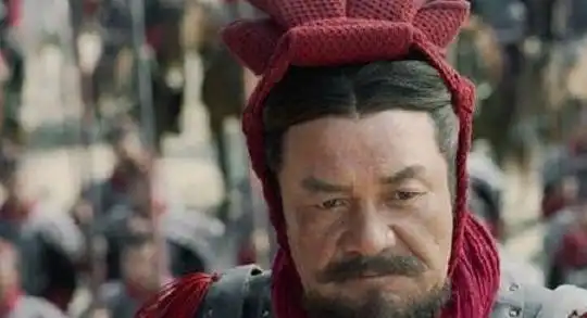秦国名将王翦,并非荧幕上那般憨厚,他老奸巨猾城府很深
