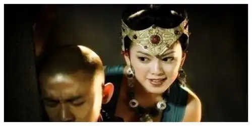 此人追求长生方法太另类,不求道不炼丹,专门在世间召集大量美女