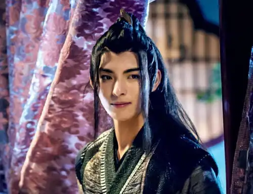 演变态也能圈粉,鹿晗颜值高,秦昊演技棒,看到他不愧是厂花
