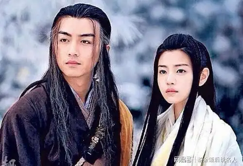 走过浪漫中毒,陈晓与陈妍希的爱情鸟语花香
