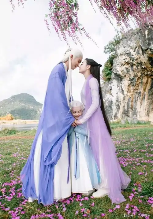 三生三世枕上书番外2白凤九在碧海沧灵醒来和东华帝君相见