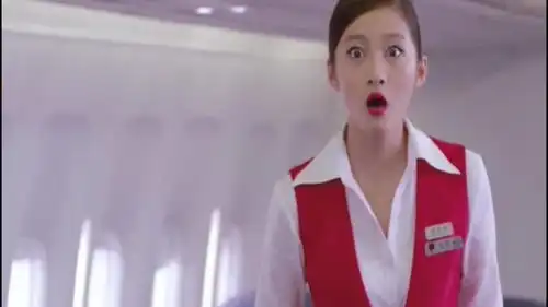 浪漫天降关晓彤面对肌肉男毫无抵抗能力,表情都变了
