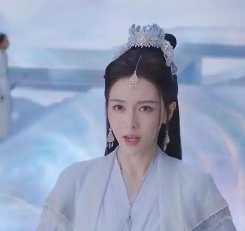 眉目如画飘飘欲仙,看了绾心记李沁路透,才懂啥叫男神收割机
