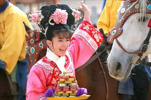 组图新还珠格格剧照太后回宫小燕子闯祸
