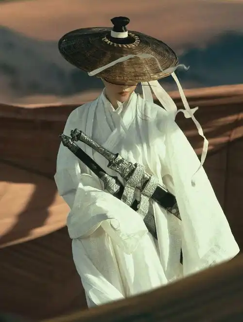 雪中悍刀行将播,张若昀和七位红颜剧照,你更喜欢谁