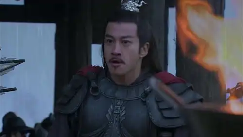 新三国吕布仗着有赤兔马方天戟,就无法无天,却从没为将士想过
