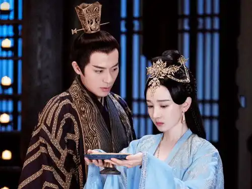 内娱3线演员,也敢公开内涵英皇一姐容祖儿港圈真的没落了