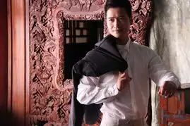 宫2宣传照首曝光何晟铭有望牵手杨幂
