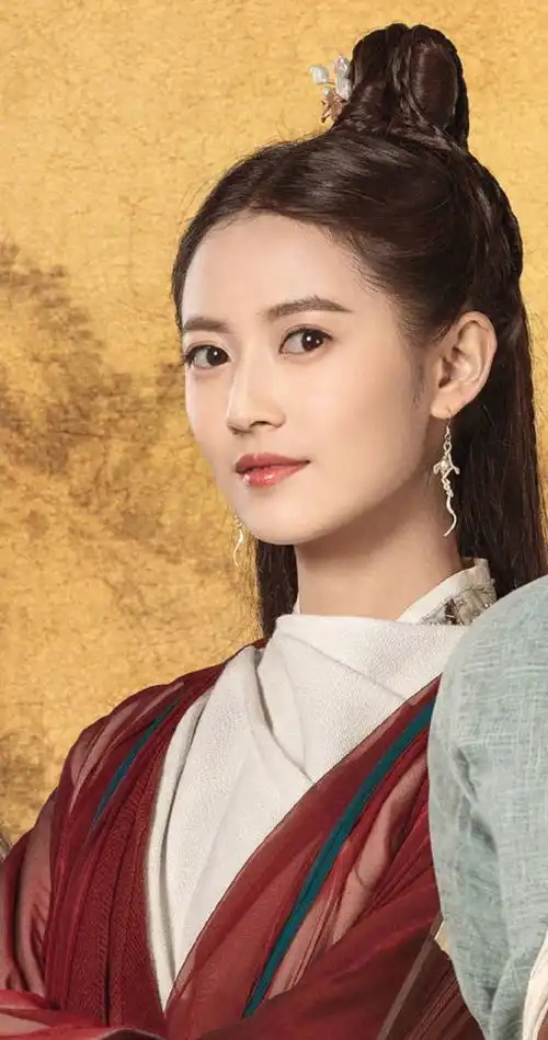 倚天屠龙记周芷若对张无忌缺乏吸引力,介入忌敏恋太愚蠢