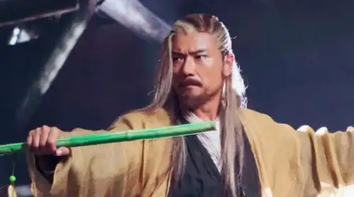 难怪黄药师不敢惹欧阳锋,你看东邪西毒南帝北丐对应了什么