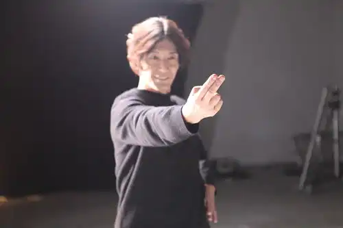 日本著名男优加藤鹰现身杭州疑拍摄新片