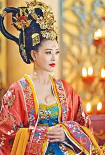 48岁周海媚专爱内地嫩男自曝与小男友一见钟情