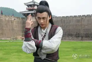 古剑奇谭新剧照赏李易峰称被杨幂从头到脚吸引
