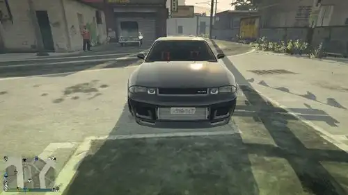 头文字d中的日产gtr32复刻重投
