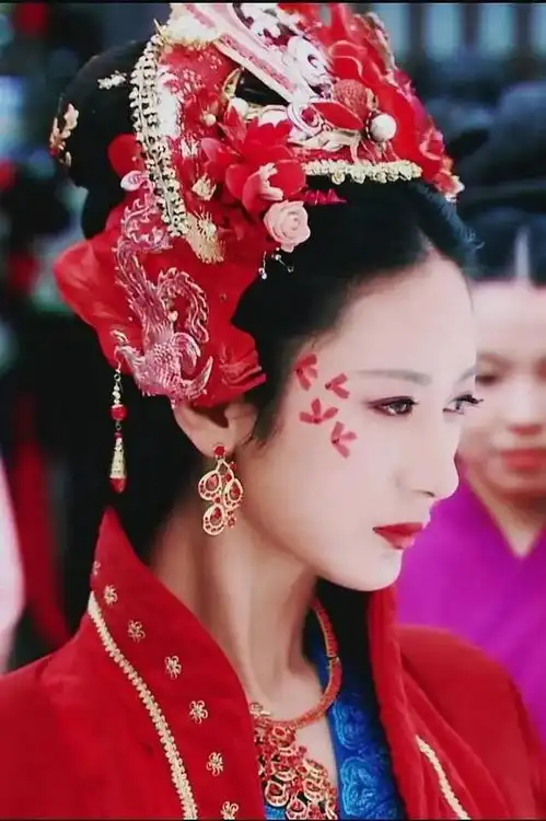 郭珍霓,著名演员