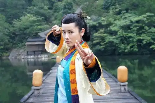 神雕后传杨过有六个儿,大儿阳顶天是郭芙所生,杨逍是程英所生