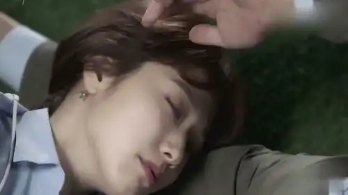 doctors慧静甜蜜枕着智弘的手臂,智弘那小眼神真可爱
