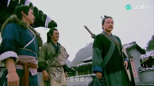 射雕英雄传丘处机偶遇郭杨两位,真是打不不相识啊

