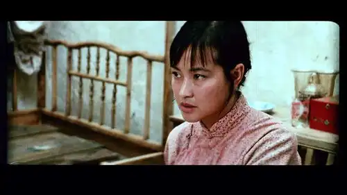 中国最好的电影之一芙蓉镇,每个人都是时代洪流中的沙粒