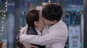 网上流传的欢乐颂2结局都是假的关关没有黑化曲筱绡父母没离婚五美结局到底如何