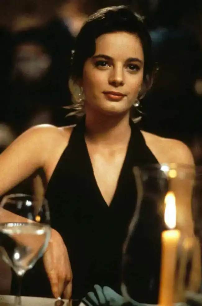 一个女人过得好不好,不仅要看脸,还得看四个关键
