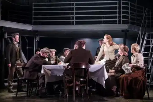 托尼奖原版音乐剧泰坦尼克号震撼登陆南京
