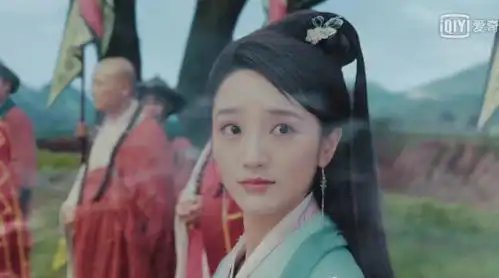 新白娘子小青父女和好,最后的造型惊艳全场,鞠婧祎也稍逊一筹