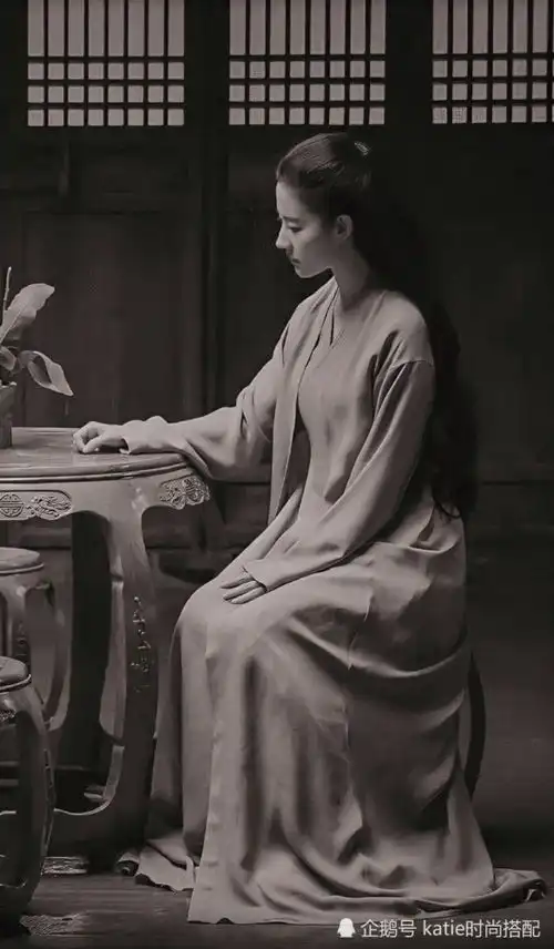 张叔平的造型做的很丑那是因为不是每一个人都叫刘亦菲