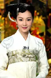 刘梓娇倾世皇妃惹人疼痴情赚足同情
