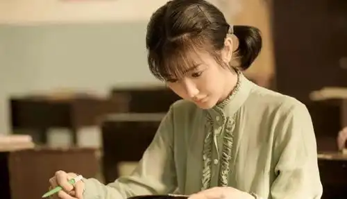 乔家的儿女还在热播,毛晓彤又一古装大剧来袭,配角是实力派
