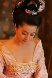 范冰冰华服起舞杨贵妃剧照组图
