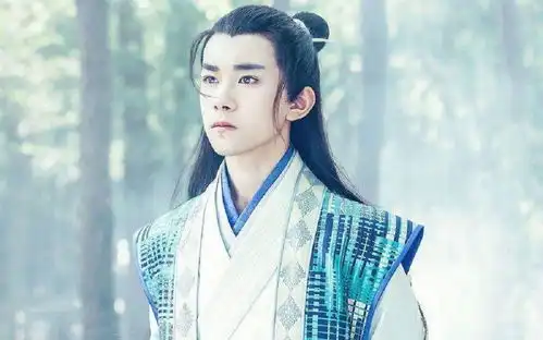 10张图10个动作,给你看能让你脸红心跳的易烊千玺,tfboys中最帅的一个
