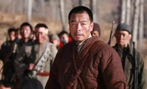 王挺在父母离异阴影下长大,为父亲还千万巨债,40岁才与家人和解
