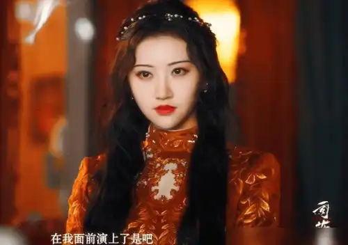 明星童年照曝光景甜判若两人,刘亦菲baby从小就美,杨幂反差大