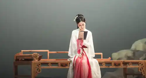 话剧红楼梦为何值得看六小时古典与现代交织出新国风
