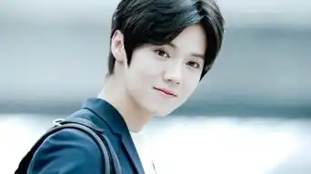 从甜蜜暴击到上海堡垒,鹿晗真的不适合演戏吗
