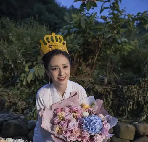 浣溪沙官发剧照,佟丽娅造型美得像仙女,陈都灵古装好灵气
