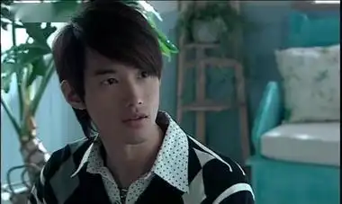 铠甲勇士能对抗帝皇铠甲的,竟然是自己人炎龙侠
