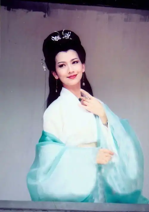 吟游名华的广播