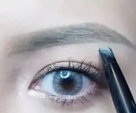 迪丽热巴cp周渝民咬耳朵狂撩少女心
