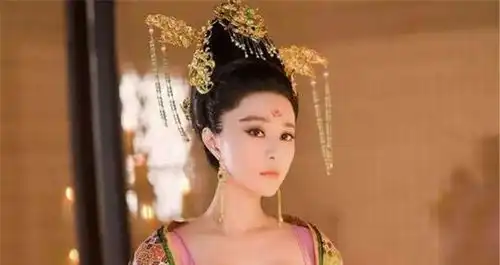 杨贵妃复原图曝光真容撞脸一知名女星,难怪唐玄宗为她放弃江山
